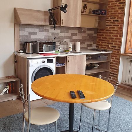 Lucky Apartment Tbilisi Buitenkant foto